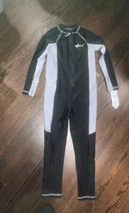 Boys Cat & Jack Black Long Sleeve Rash Gaurd Bathing Suit All In One XS 4-5 NWT - Picture 1 of 4