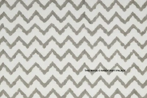 100% Cotton Natural Dyed Chevron Fabric 5 Yard Indian Hand Block Print Fabric - Picture 1 of 3
