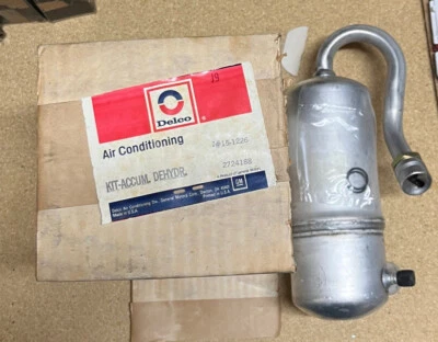 1977 ¡¡RARO!! Nuevo de Lote Antiguo Oldsmobile Hurst Olds 442 Cutlass S Acumulador Deshidratador  Foto 1 de 4