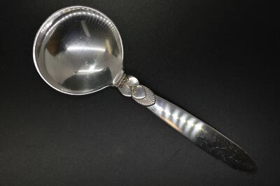 Cuchara sopera redonda de plata de ley Georg Jensen Cactus - 6 1/8" - 51 g - sin mono Foto 1 de 4