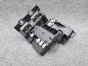 BMW G30 G31 G11 G12 Power Distribution box Junction B+ Fuse box Terminal 6802944 - Picture 1 of 21