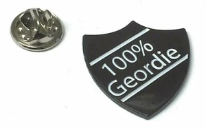 Insignia Newcastle 100 % Geordie - compañía Newcastle - Imagen 1 de 1