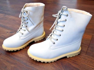 Cloud Nine JO-JO Boot Sheepskin Lined Women's Size 8 Sand Lace-Up Boots, NEW - Picture 1 of 10