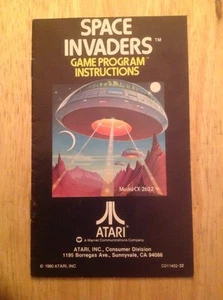 VINTAGE 1980 ATARI SPACE INVADERS VIDEO GAME PROGRAM INSTRUCTIONS BOOKLET - Picture 1 of 2
