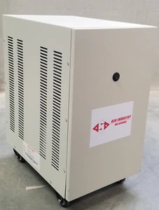 SDPC 004, Balanced 3 phase Sinusoidal AC converter, 1 phase in to 3 phase output - Picture 1 of 4