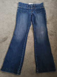 Women's Levi's 2 Pocket Bootcut Low Rise Dark Stretch Blue Jeans Size 9 Juniors