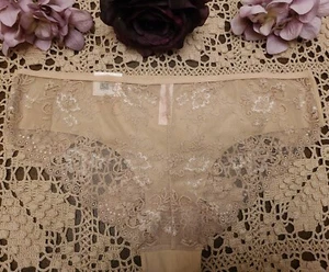 XL/8 CANDIES Champagne Beige LuXury Lace CHEEKY Panties NWT ~SeXy - Picture 1 of 12
