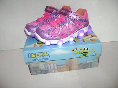 NUEVO EN CAJA Stride Rite Leepz Zapatilla Iluminada Niños Niñas Zapatos talla 8.5 W Verano Púrpura Foto 1 de 4