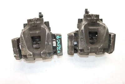 09-15 F04 F01 F02 BMW 750I 740I B7 PAR DE PINÇAS DE FREIO TRASEIRAS ESQUERDA E DIREITA Y7809 - Imagem 1 de 4