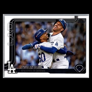 2025 Topps Series 2 - #631 Freddie Freeman Mookie Betts - Los Angeles Dodgers - Foto 1 di 2