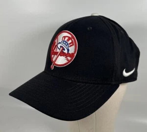 New York Yankees Dark Blue Nike Classics Dri-Fit Fitted Baseball Hat Adult XL - Picture 1 of 6