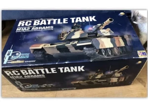 BOXED M1A2 RC BATTLE TANK M1A ABRAMS RC MILITARY VEHICLE 1:24 AR31 - Picture 1 of 12