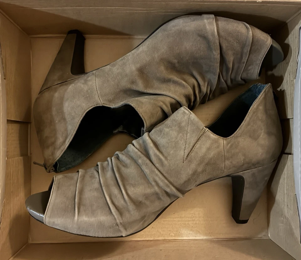 Easy Spirit  Eskatama Suede Grey Peep Toe Shoes Medium 2 inch Heel Size 11 W — 第 1/4 张图片