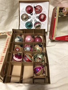 Lot 16 Vintage Quecksilber Glas Ornamente Box 10=2” bemalt 6=1,75” mattiert - Bild 1 von 20