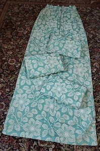 VINTAGE MCM TEAL BLUE AND WHITE FLOWER DRAPES 4 PANELS 2 PAIR SUPER COOL - Picture 1 of 8