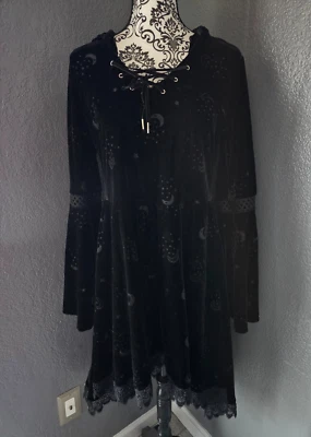 Mujer Spirit Halloween Negro Terciopelo Vestido Sudadera con Capucha Mangas Campana Bruja Talla Grande Foto 1 de 4