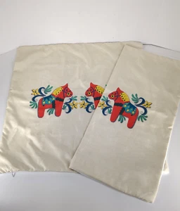 2 Dala Horse Pillow Covers 19 x 18 - Picture 1 of 5