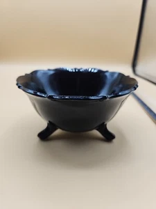 Vintage L E Smith Black Amethyst Glass Candy Bowl Footed Compote 3in x 5 1/2in - Picture 1 of 6