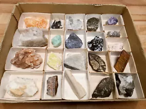 Mineralien/Mineraliensammlung - Konvolut/Lot/Flat/Kiste/Karton 15 - Bild 1 von 1