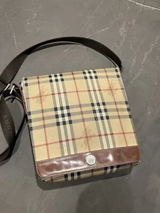 BORSA MESSENGER A TRACOLLA VINTAGE BURBERRY BEIGE/TAN NOVAS IN TELA PRE-AMATA - Foto 1 di 22