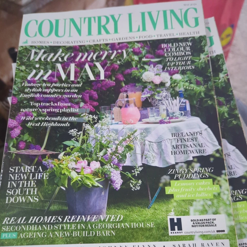 Country Living Magazine May 2024 Make Merry in MAY Caroline Quintin Johnny Flynn Foto 1 de 1
