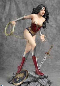 YAMATO DC COLLECTION WONDER WOMAN RESIN STATUE 1/6 SCALE NEW  # 509 / 2500 COA  - Picture 1 of 12