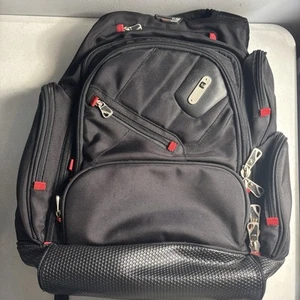 Ful Brick House Black Multi-Pocket Laptop Backpack w/ Audio Port EUC - Picture 1 of 10