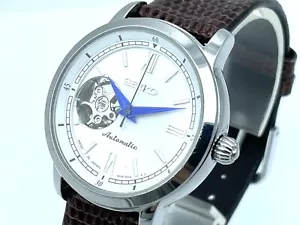 Reloj Automático SEIKO PRESAGE Corazón Abierto Zafiro Esfera Blanca Excelente 4R38-00K0 - Imagen 1 de 19