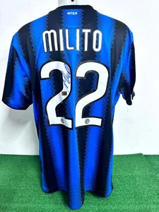 MAGLIA INTER MILITO AUTOGRAFATA NO MATCH WORN SHIRT JERSEY CAMISETA COA - Foto 1 di 7