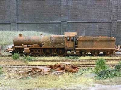 OO gauge locomotive: Scrapyard GWR Castle Class, heavily rusted. Ref N2 - Image 1 of 3