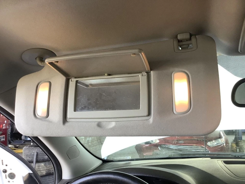 Driver Sun Visor VIN J 11th Digit Limited Illuminated Fits 07-17 ACADIA 768368 Foto 1 de 1