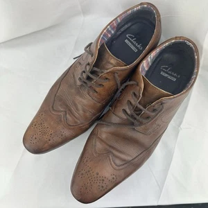 CLARKS Mens Shoes Size UK 9 EUR 43 Brown Leather Brogue Lace Up Smart Classic - Picture 1 of 9