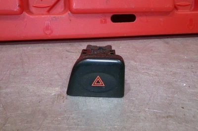 Interruptor de luz de peligro Nissan Pathfinder 2001-2004 OEM 01 02 03 04 Foto 1 de 3