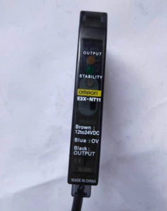 1PC NEW IN BOX Omron E3X-NT11 Fiber Optic Sensor #YH - Picture 1 of 3