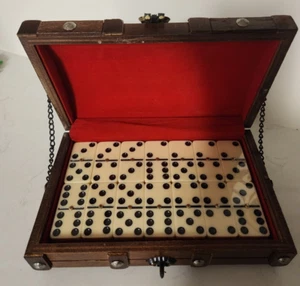 Vintage NEW Cardinal Dominoes Game Set Wooden Treasure Chest Box Metal Accents - Picture 1 of 12