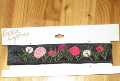 Lindo collar gargantilla Erica Lyons negro bordado floral nuevo con etiquetas Foto 1 de 3