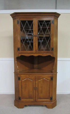 VINTAGE ETHAN ALLEN MAPLE CORNER CABINET, CHINA CLOSET, BUTLER PANTRY, 10-6046 B Cover