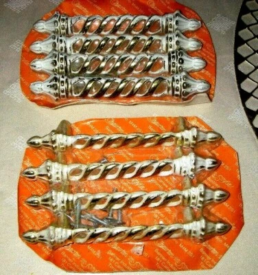 Tiradores de cajón estilo N Charm vintage 8-NOS, 6 1/4"" L, 1"" W, 3 3/4"" C A C Foto 1 de 2