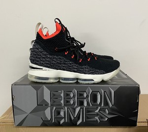 mens nike lebron 15