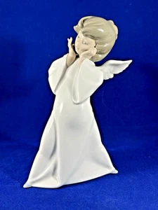 Lladro Angel Figurine #4959 "Angel Mime" 9 in. Excellent - Picture 1 of 11