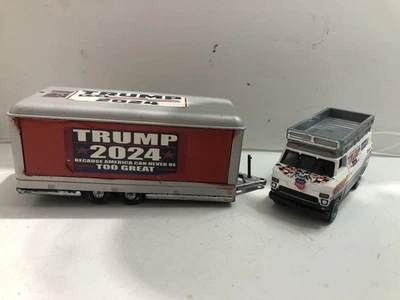 Camión de carretera Hotwheels 2024 Trump HW con camión de vehículos Trump Foto 1 de 4