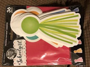 "Estilo Schoolgirl 36 piezas Hello Sunshine - borlas recortes coloridos 6"" x 3,5" - Imagen 1 de 1