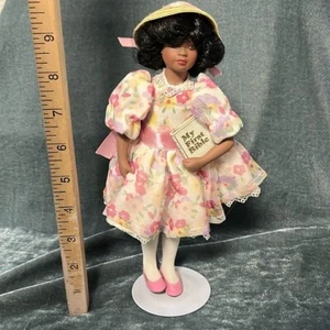Muñeca afroamericana negra de colección con Biblia - Imagen 1 de 4