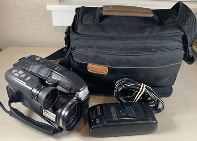 READ Partial Test Panasonic Palmcorder PV-L658 VHS-C Camcorder w/ Bag Charger ++ - Image 1 of 4