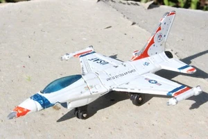 MATCHBOX SB24 USAF F16A good condition - Picture 1 of 1