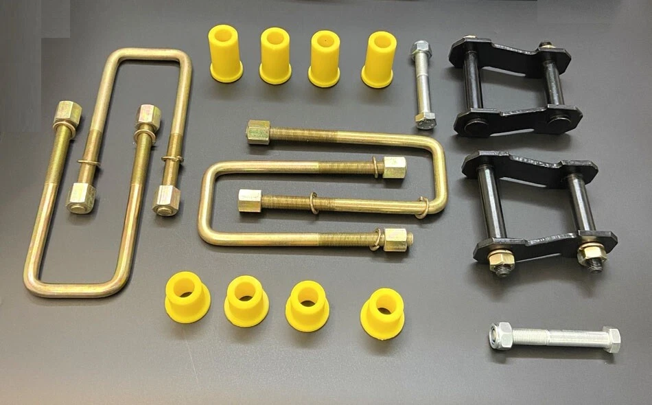 2 X REAR SUSPENSION FITTING KIT For TOYOTA HILUX PICK UP LN165 2.4TD MK4 (1997+) - Image 1 of 1