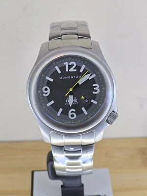 Часы дайверские аналоговые сверхпрочные солнечные Momentum Steelix Eclipse 200 м/660 футов - Изображение 1 из 4