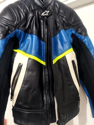 Chaqueta de cuero rara Alpinestars x DIESEL Track Racer motocicleta precio de venta sugerido por el fabricante $1450 Foto 1 de 4