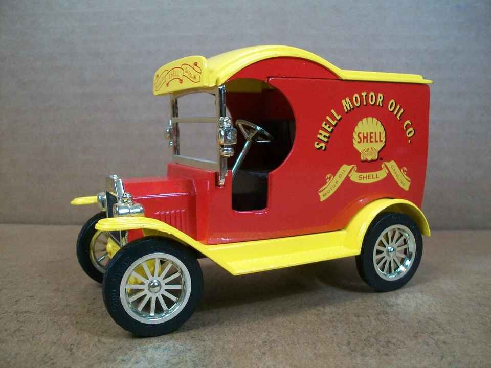 Caja de cambios de juguete ~ Shell Motor Oil Co. ~ Modelo-T ~ Coche de entrega 1912 ~ Banco fundido a presión Foto 1 de 4