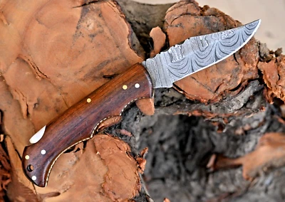 Custom HandMade Damascus Pocket Knife / Hand Forged Damascus Folding Blade 1296 - Image 1 of 4